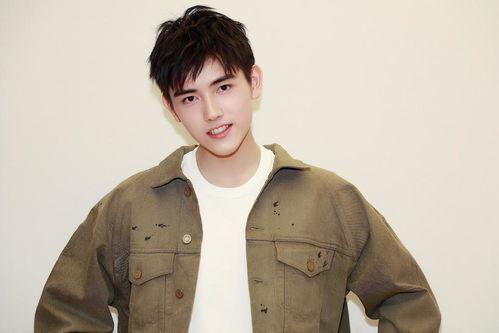 陈飞宇的老粉爆料视频是真的吗,陈飞宇老粉爆料视频真实性揭秘